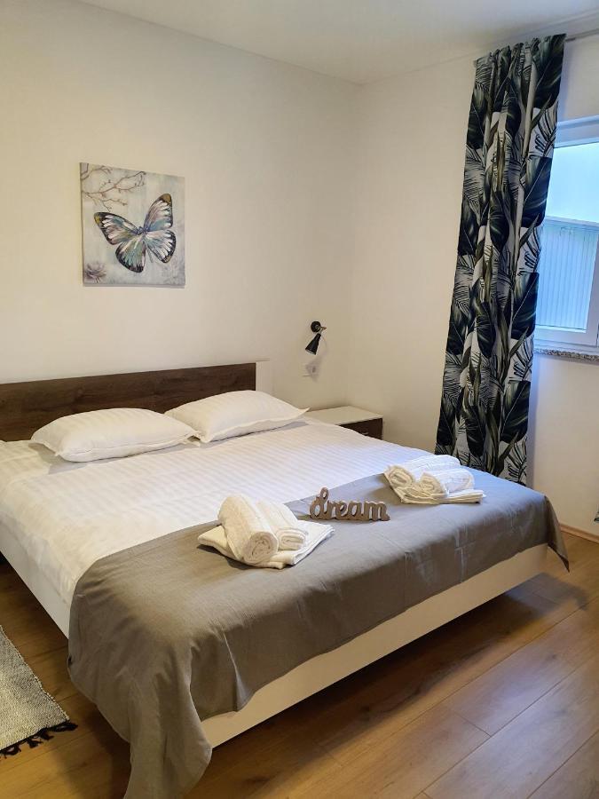 Sea Star Apartments Pjescana Uvala Dış mekan fotoğraf