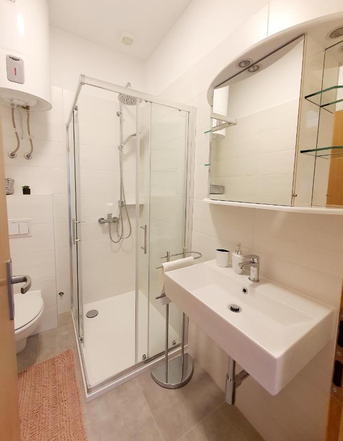 Sea Star Apartments Pjescana Uvala Dış mekan fotoğraf